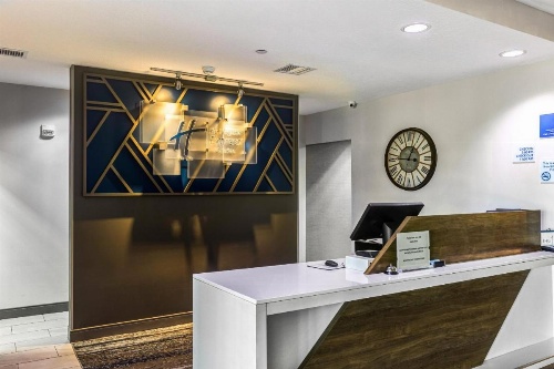 Holiday Inn Express Hotel & Suites Salina image 29